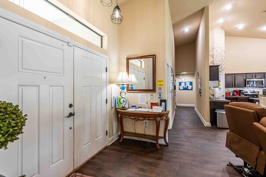More Photos Of 13031 Partridge St, Spring Hill Assisted Living For Sale