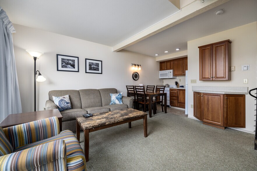 More Photos Of 11 Chabot Rd, Copalis Beach Hotel For Sale