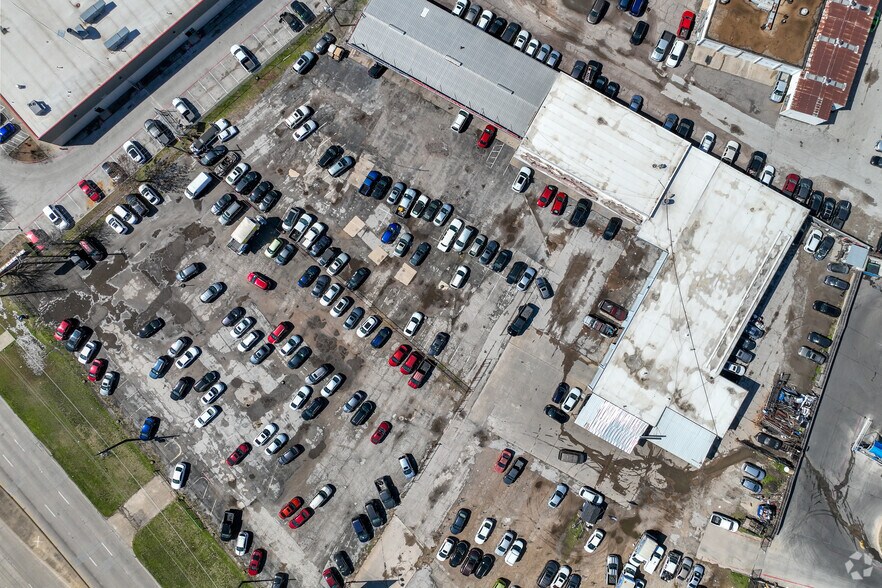 More Photos Of 12113 Garland Rd, Dallas Auto Repair For Sale