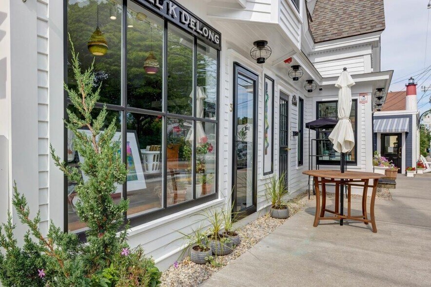 More Photos Of 313 Main St, Wellfleet Storefront Retail Residential For Sale