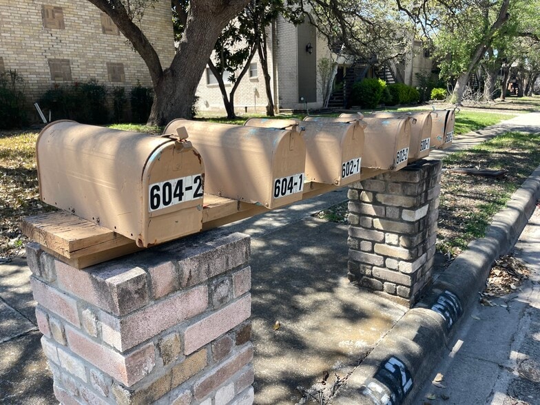 More Photos Of 602 Chauncey Dr, San Antonio Apartments For Sale