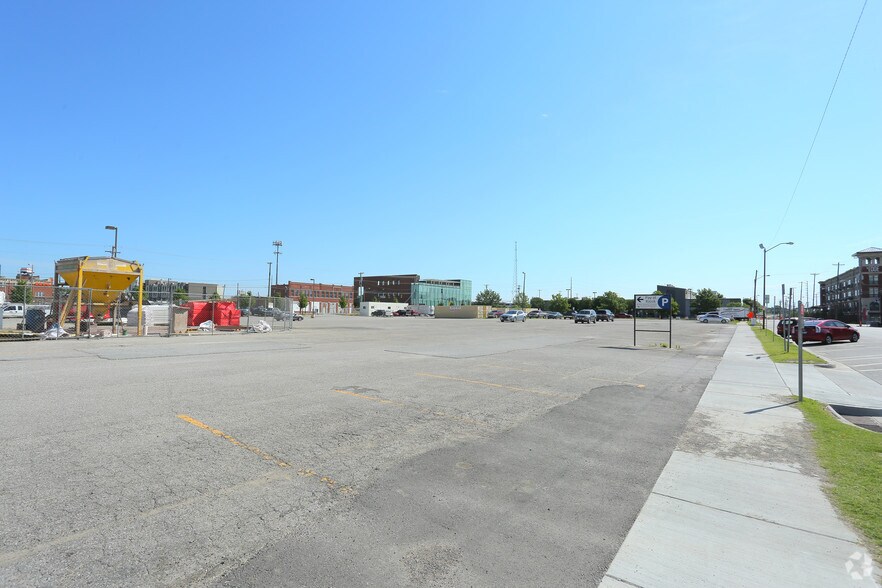 More Photos Of 111 S Elgin Ave, Tulsa Office For Lease