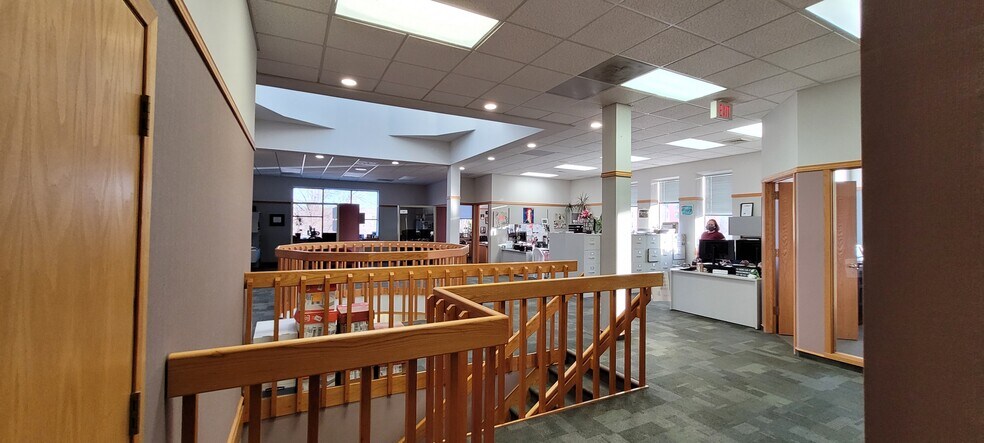 More Photos Of 100 Park Dr S, Great Falls Office For Lease
