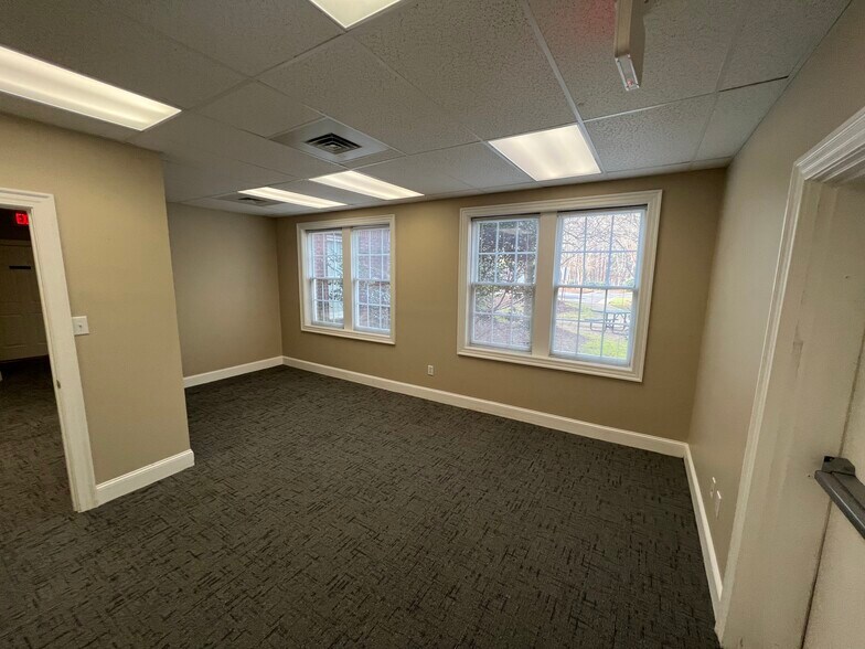 More Photos Of 200 Commonwealth Ct, Cary Medical For Sale
