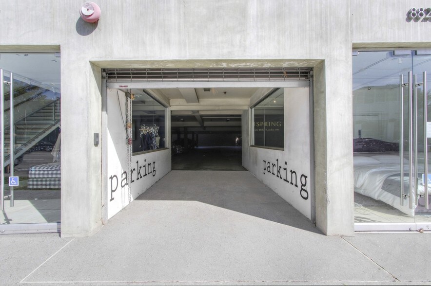More Photos Of 8825-8827 Beverly Blvd, West Hollywood General Retail For Sale