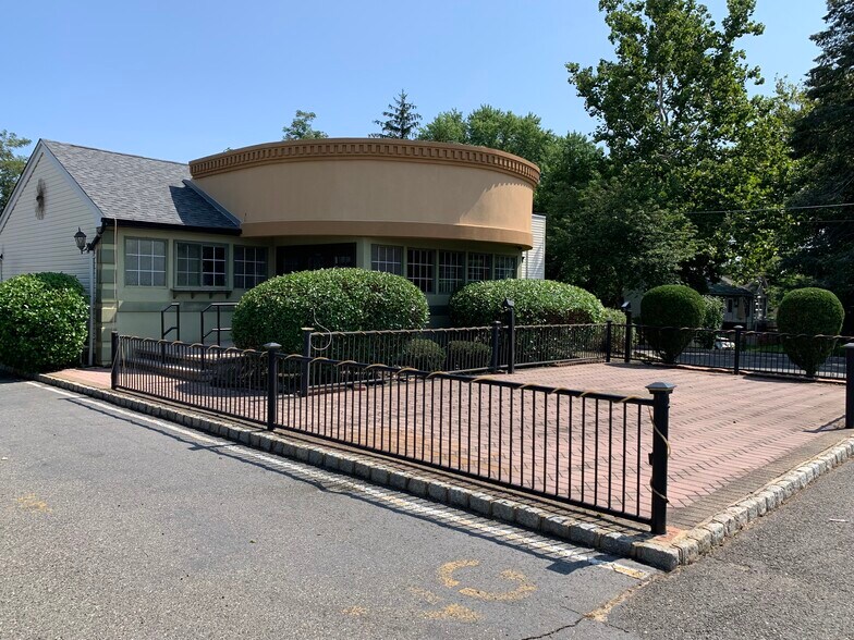 More Photos Of 3115 State Route 35, Hazlet Restaurant For Sale