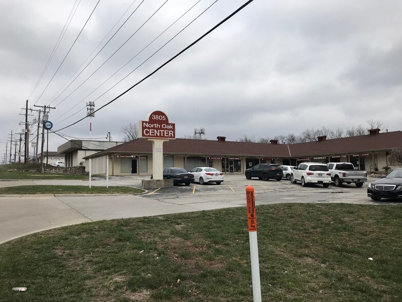 Primary Photo Of 3805 N Oak Trfy, Kansas City Office For Lease