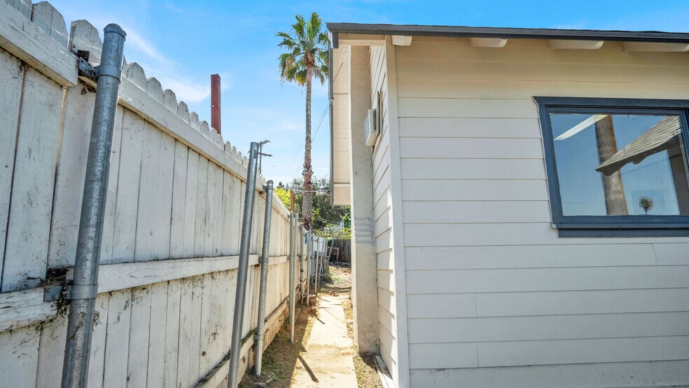 More Photos Of 6072 York Blvd, Los Angeles Storefront Retail Residential For Sale