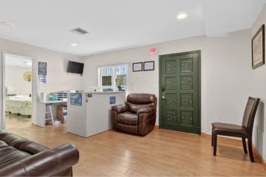 More Photos Of 1624 E Atlantic Blvd, Pompano Beach Medical For Lease
