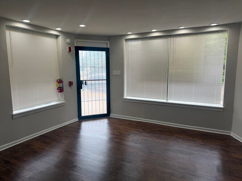 More Photos Of 7401 Woodbine Ave, Philadelphia Storefront Retail Residential For Lease