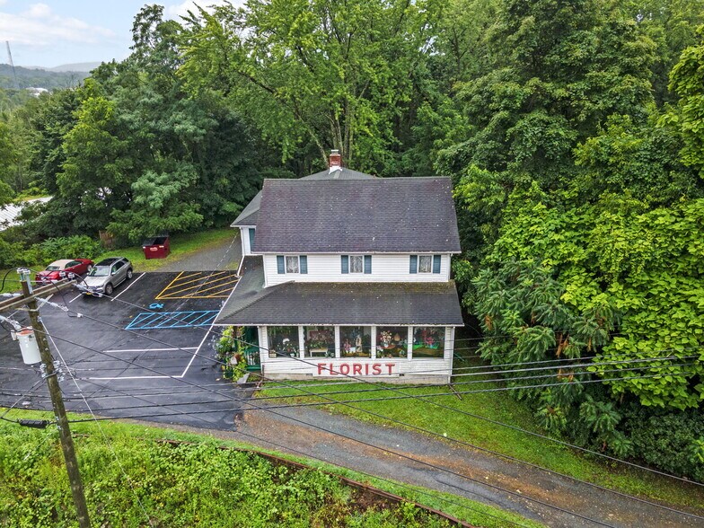 More Photos Of 2841 Route 17M, New Hampton General Retail For Sale