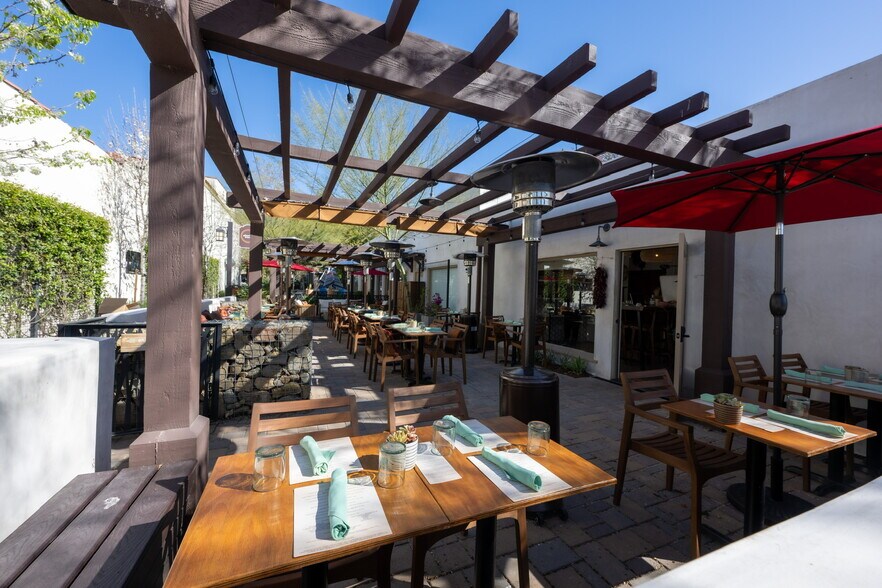 More Photos Of 334 E Ojai Ave, Ojai Restaurant For Sale