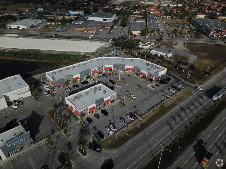 More Photos Of 13115 W Okeechobee Rd, Hialeah Storefront Retail Office For Lease