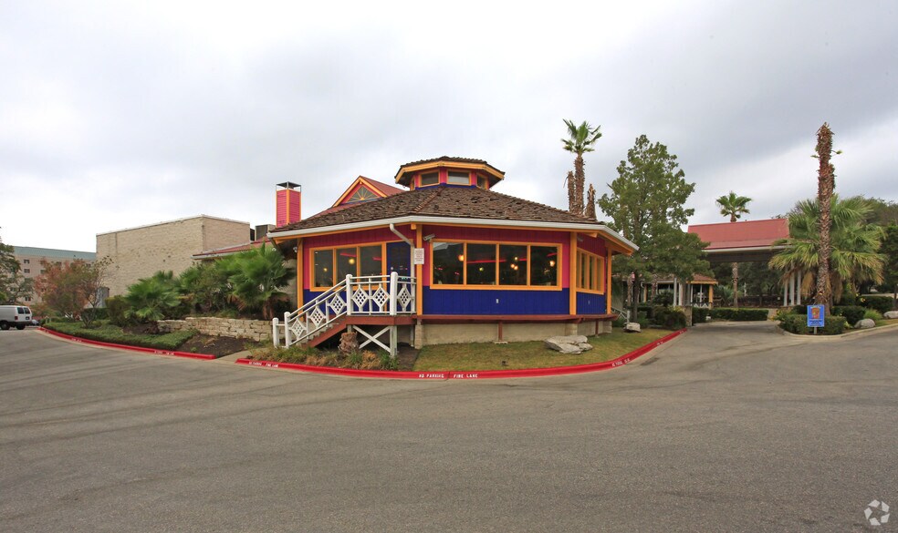 More Photos Of 9505-B Stonelake Blvd, Austin Restaurant For Lease