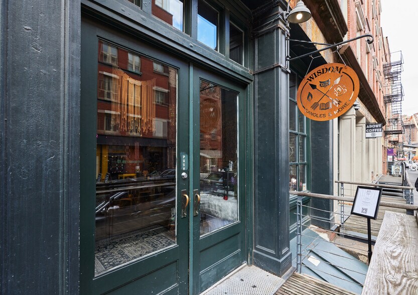 More Photos Of 220 Front St, New York Apartments For Lease