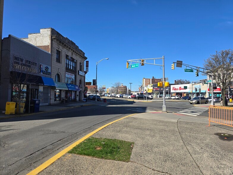 More Photos Of 1 Howe Ave, Passaic Medical For Lease