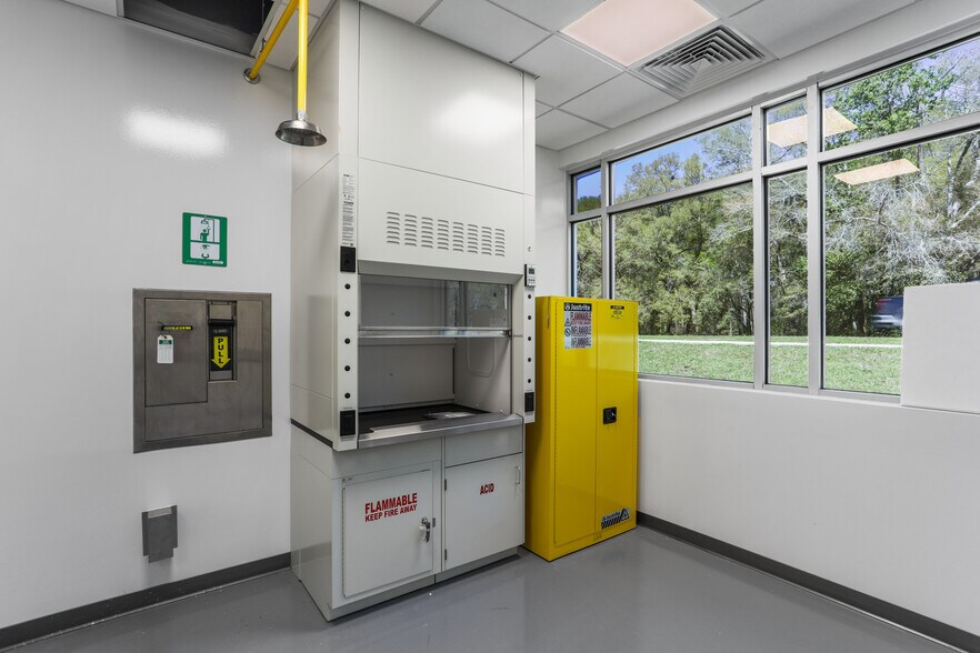 More Photos Of 14193 NW 129th Way, Alachua Research And Development For Lease