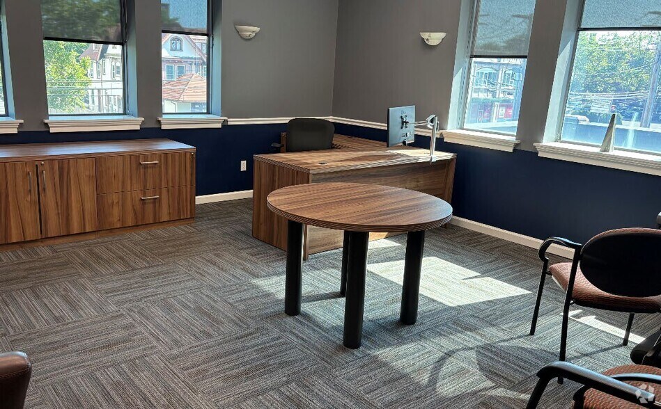 More Photos Of 1027 Fairfield Ave, Bridgeport Office For Sale
