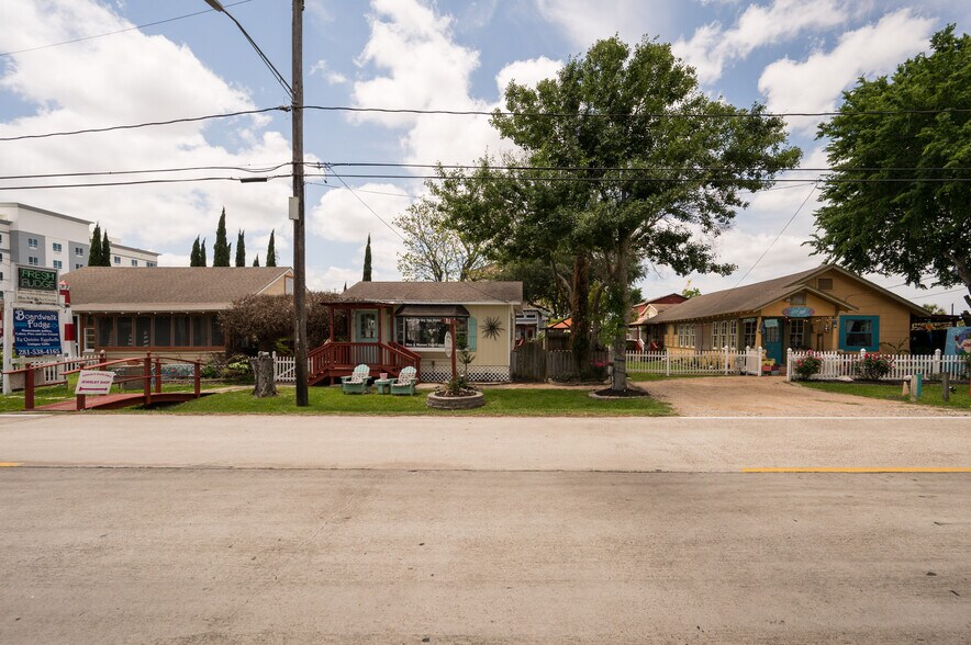 More Photos Of 706 Bradford Ave, Kemah Land For Sale