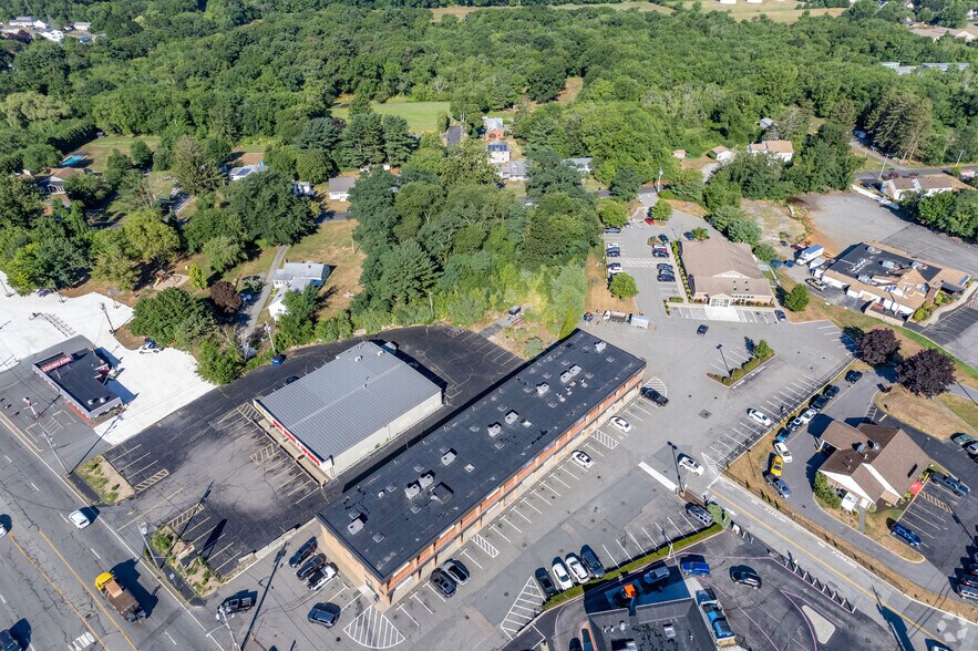 More Photos Of 25 Market St, Swansea Unknown For Lease