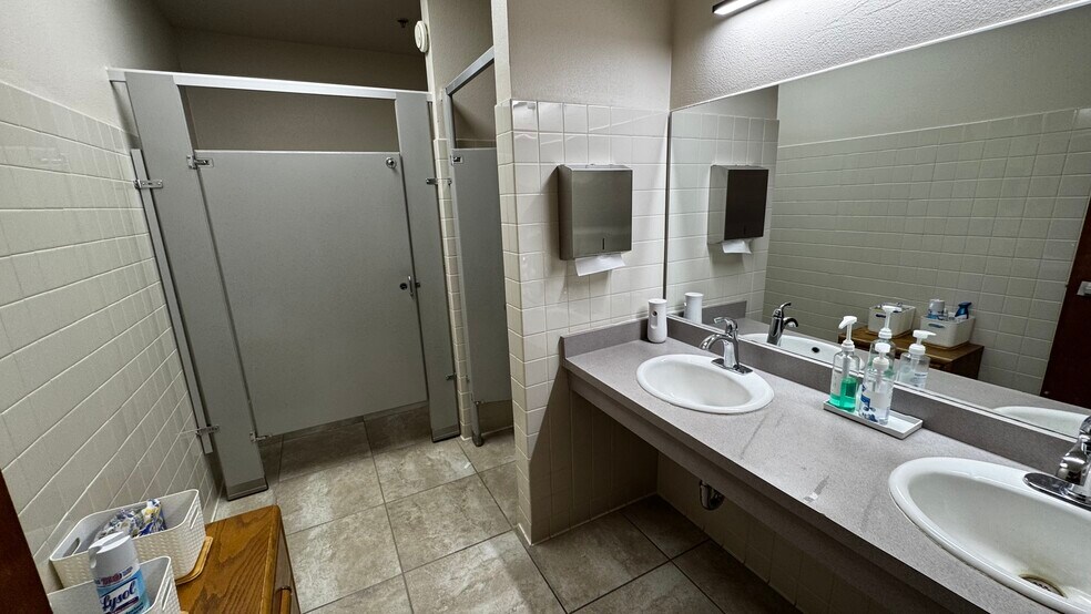 More Photos Of 3025 W Sahara Ave, Las Vegas Medical For Sale