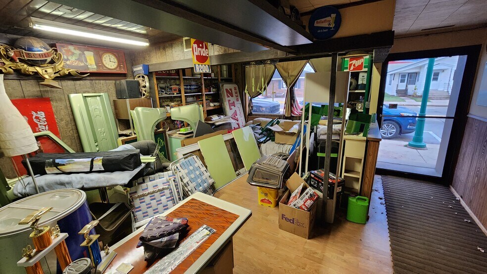 More Photos Of 109 S Main St, Marion Manufacturing For Sale