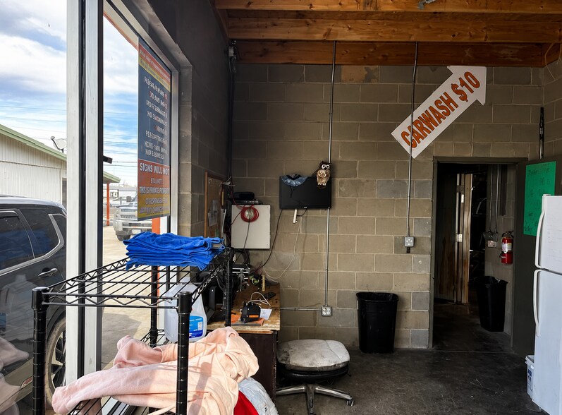 More Photos Of 2124 E 8th St, Odessa Carwash For Sale