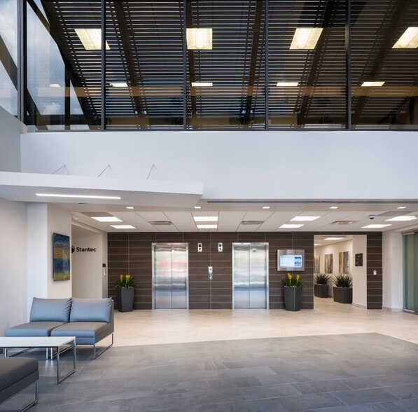 More Photos Of 365 W Passaic St, Rochelle Park Office For Lease