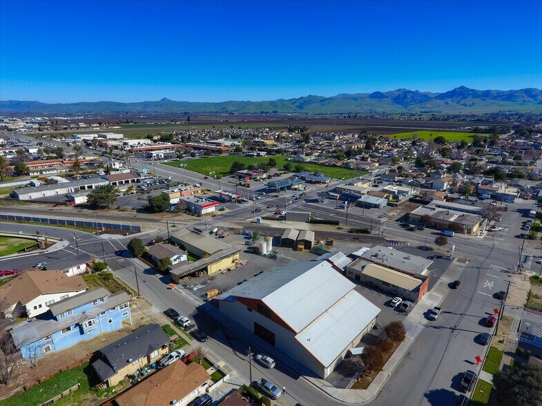 More Photos Of 354 1st St, Hollister Freestanding For Sale