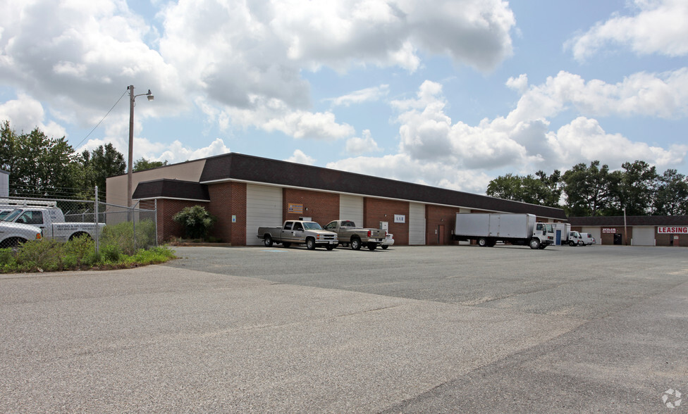 Primary Photo Of 3400-3428 Gough Dr, Waldorf Warehouse For Lease