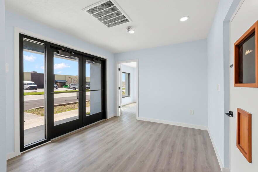 More Photos Of 1195 Kapp Dr, Clearwater Coworking Space
