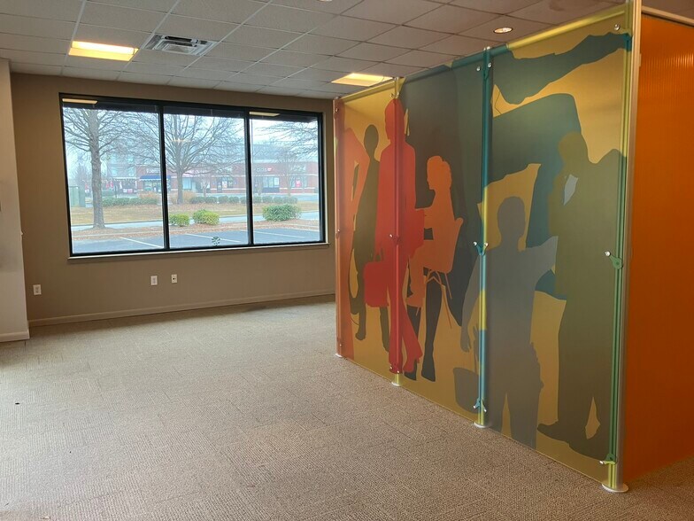 More Photos Of 1648 Whittlesey Rd, Columbus General Retail For Lease