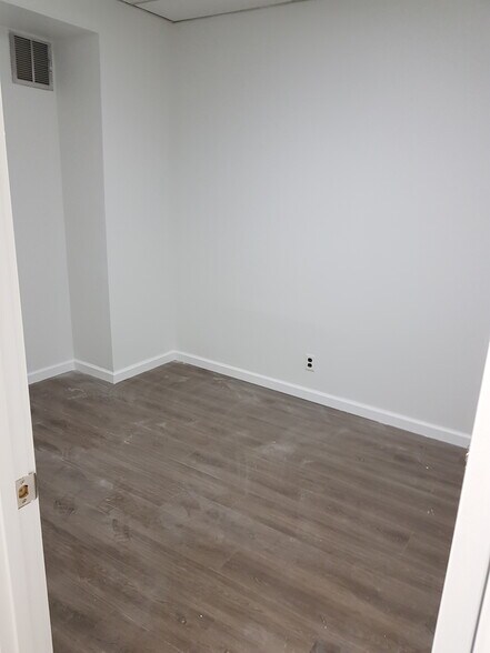 More Photos Of 206-212 Canal St, New York Office Residential For Sale