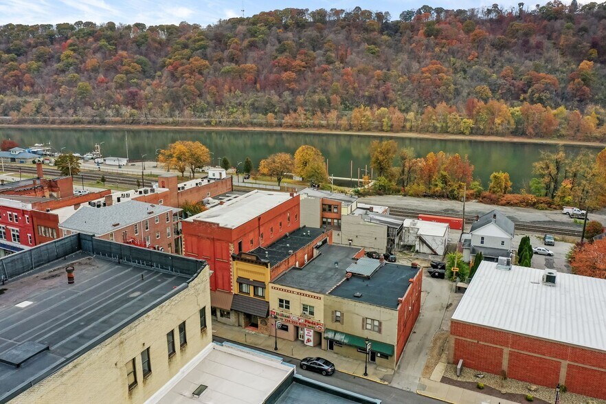 More Photos Of 169 W Main St, Monongahela Storefront Retail Residential For Sale