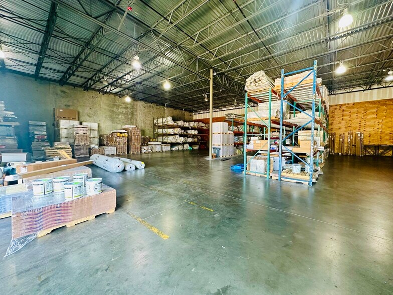 More Photos Of 4730 Blalock Rd, Houston Showroom For Sale