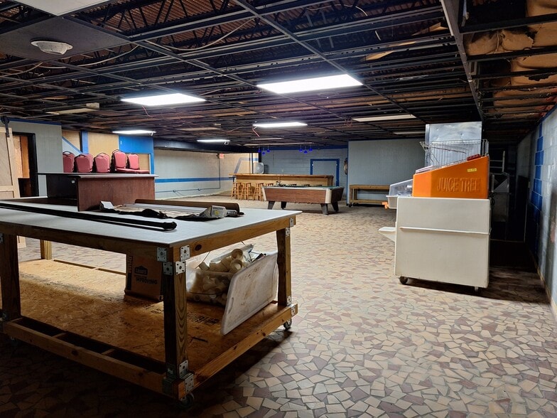 More Photos Of 525 Main St, Altavista Restaurant For Sale