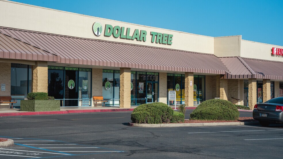 More Photos Of 1699-1981 State Highway 273, Anderson Supermarket For Sale