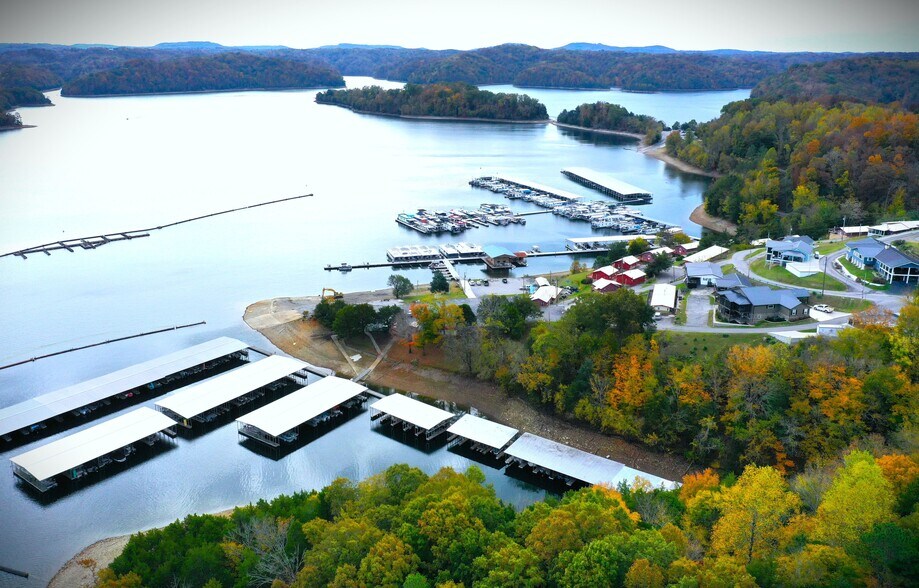 Primary Photo Of 705 Cedar Hill Rd, Celina Marina For Sale