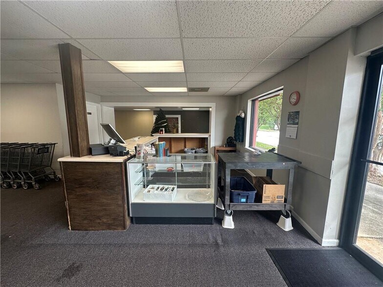 More Photos Of 113 E Windsor St, Westminster Storefront Retail Office For Sale