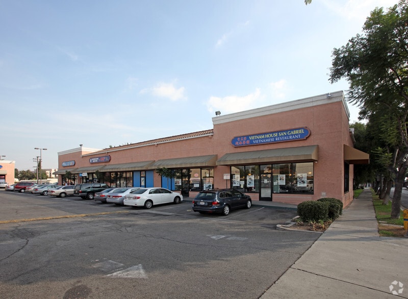 Primary Photo Of 710 W Las Tunas Dr, San Gabriel Storefront For Lease
