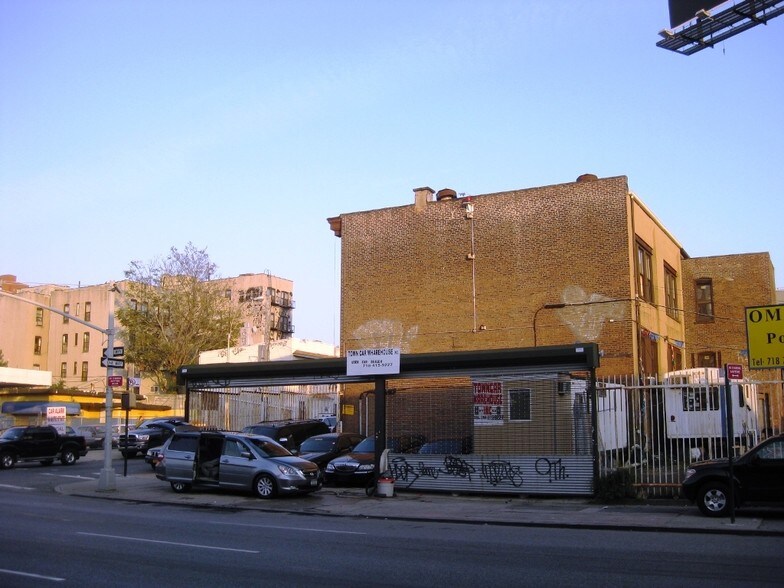 More Photos Of 122 18th St, Brooklyn Land For Lease