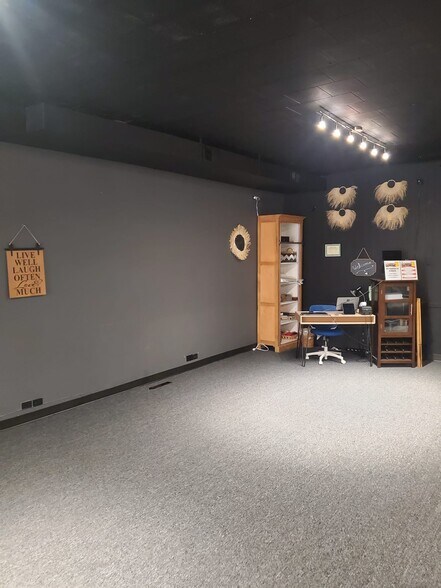 More Photos Of 4123-4125 Oakton St, Skokie Storefront For Sale
