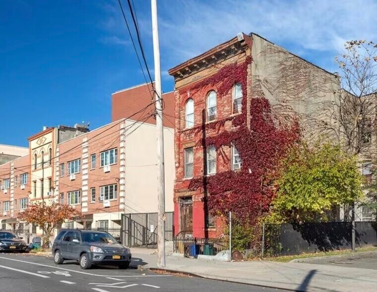 More Photos Of 1475 Saint Marks Ave, Brooklyn Land For Sale