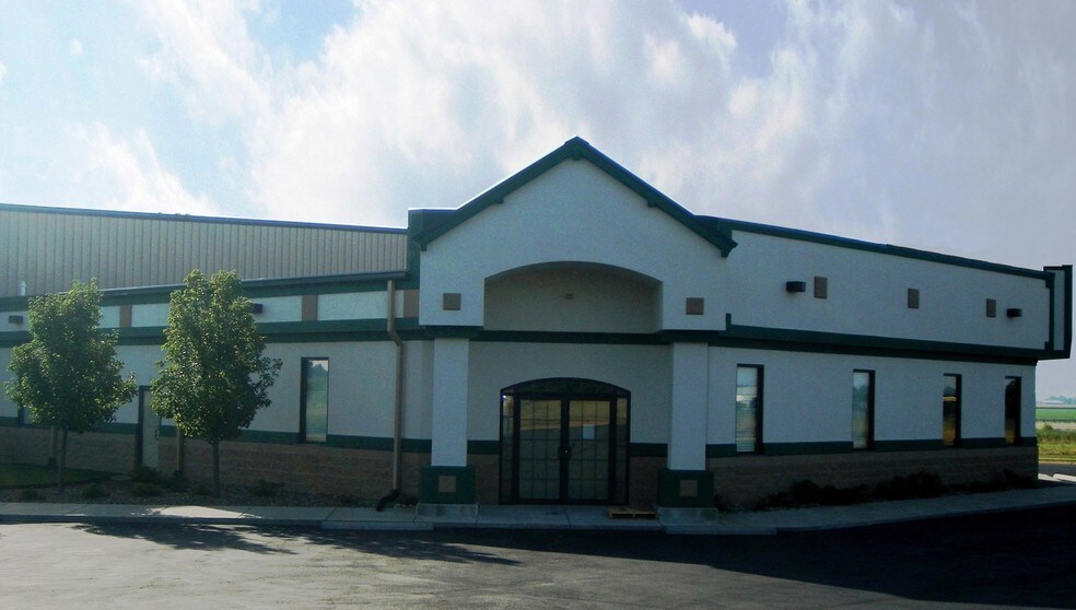 Primary Photo Of 7450 Marco Dr, Evansville Office For Lease