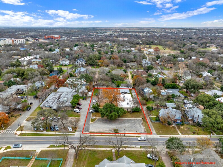 More Photos Of 715 W Hopkins St, San Marcos Daycare Center For Sale