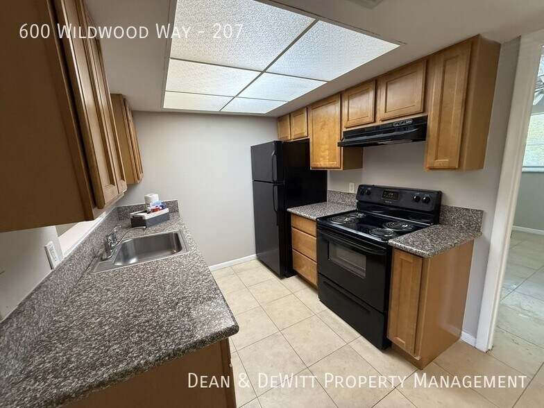More Photos Of 600 Wildwood Way, Clearwater Apartments For Sale