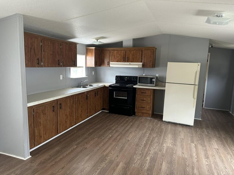 More Photos Of 0 County Road 415, Abbeville Manufactured Housing Mobile Home Park For Sale