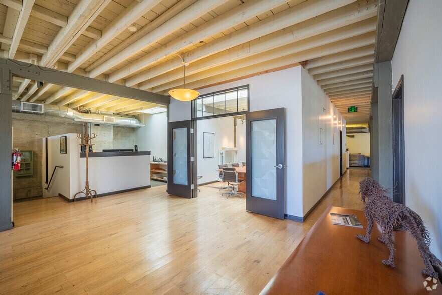 More Photos Of 329 Jefferson St, Oakland Office For Lease