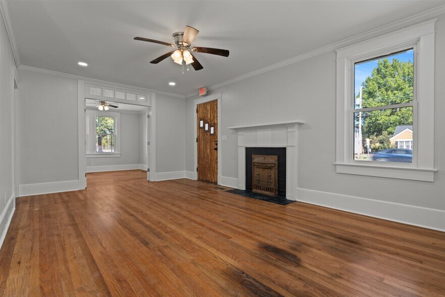 More Photos Of 910 W Evans St, Florence Office For Sale