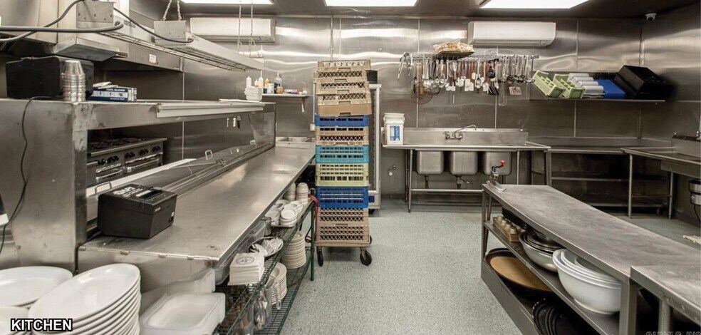 More Photos Of 15228 I-30 Hwy, Benton Restaurant For Sale